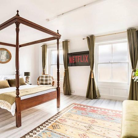 Victorian Style Apartment W/ Four-Poster Bed In Camden Town London Kültér fotó