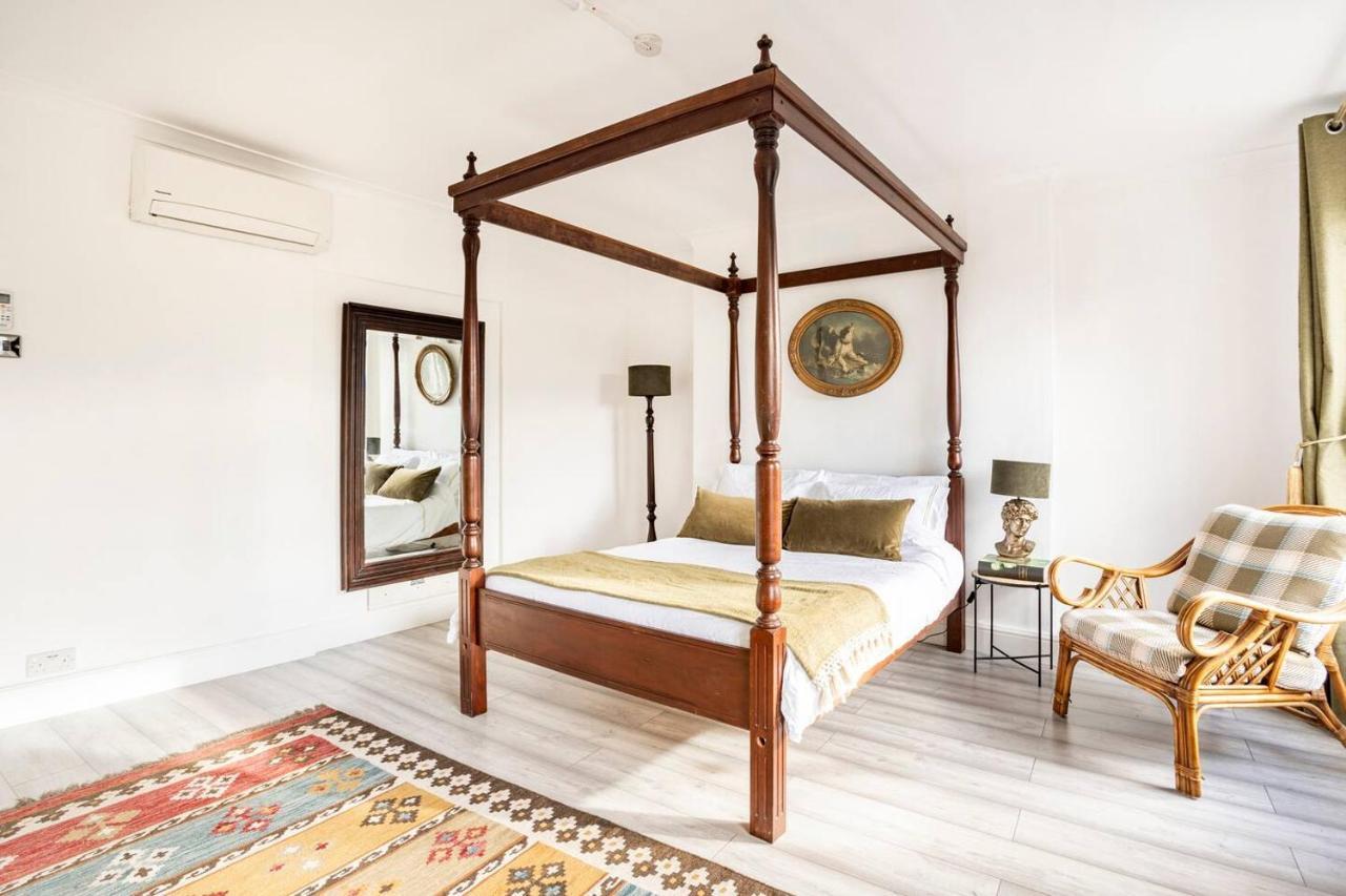 Victorian Style Apartment W/ Four-Poster Bed In Camden Town London Kültér fotó